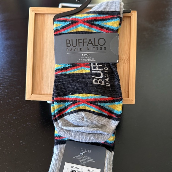 Men's Multicolor Patterned Socks - Picture 3 of 5